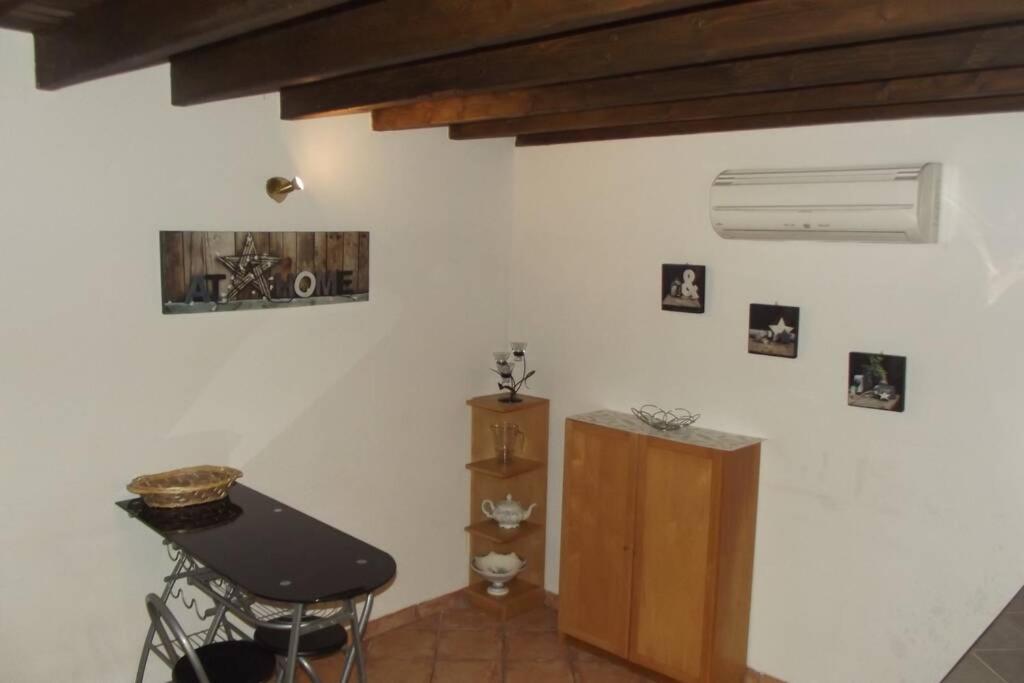 Bagnols Sur Ceze - Superbe Studio De Caractere 巴格诺尔斯·苏尔·塞斯 外观 照片